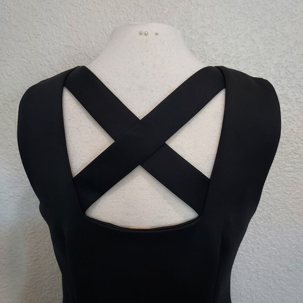 T Tahari Black Sheath Dress Criss Cross Back Size 10 - Picture 9 of 13